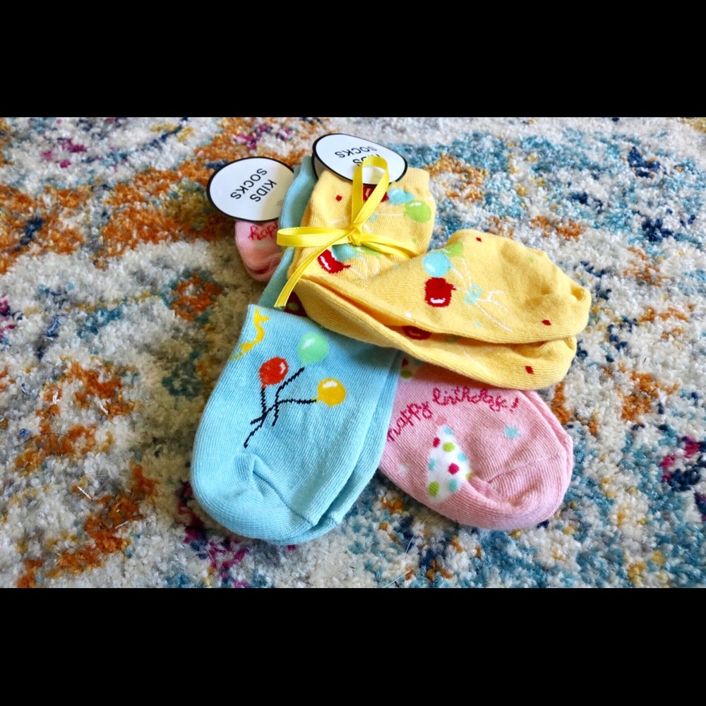 NWT Kids Party Birthday Balloon Pink Yellow Socks